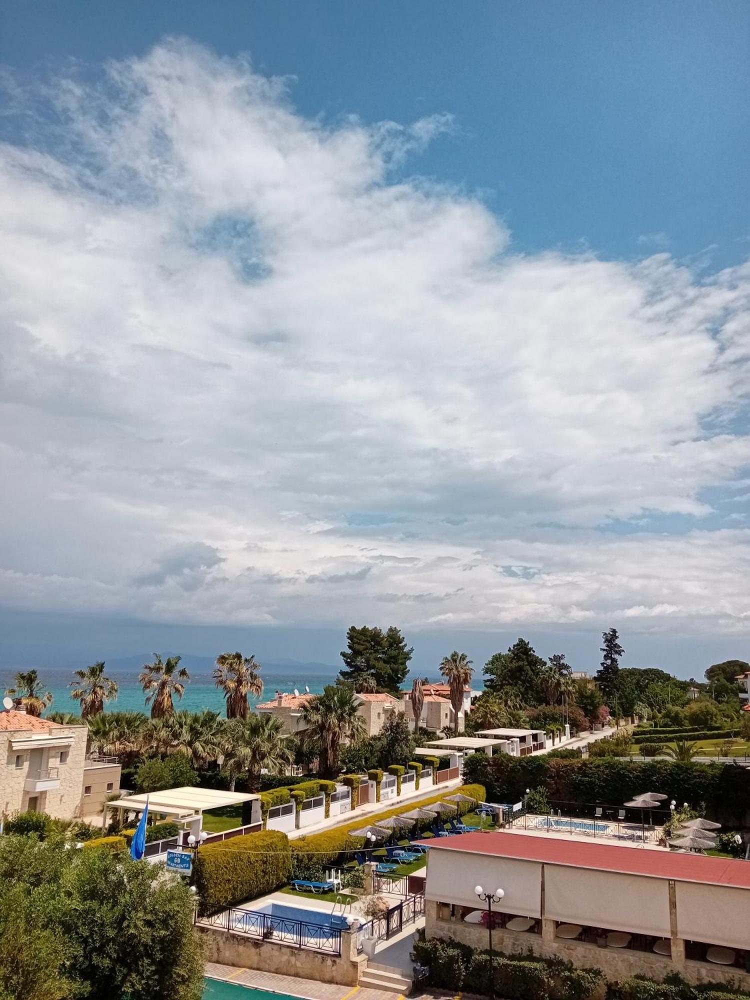 Golden Residence Family Resort Pefkochori Eksteriør billede